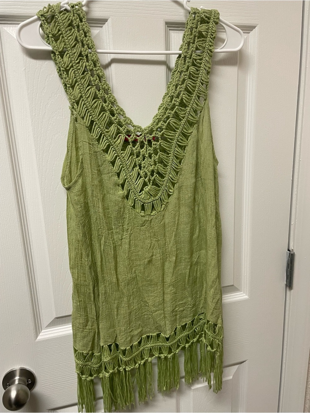 Sioni Light Green Crochet V-Neck Fringe Camisole